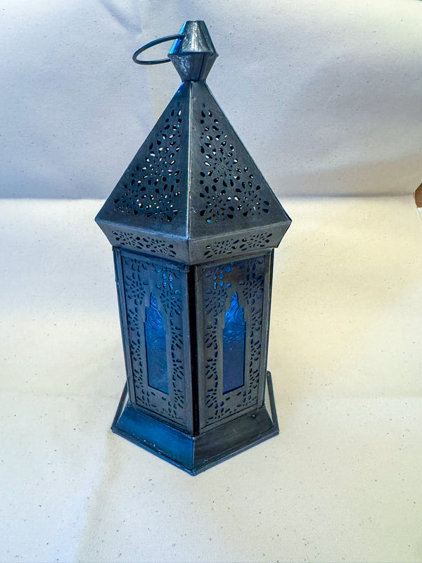 Pyramid dome lantern