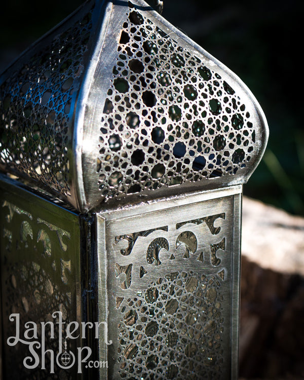 Jali lattice lantern