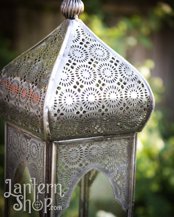 Sunburst square pendant lantern