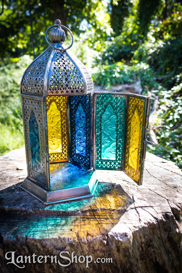 Ornate arches lantern