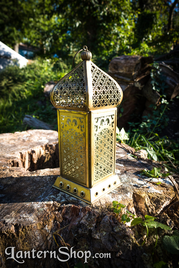 Jali lattice lantern