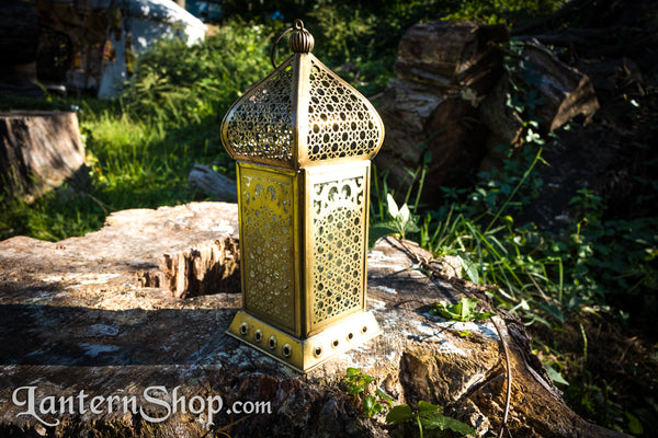 Jali lattice lantern