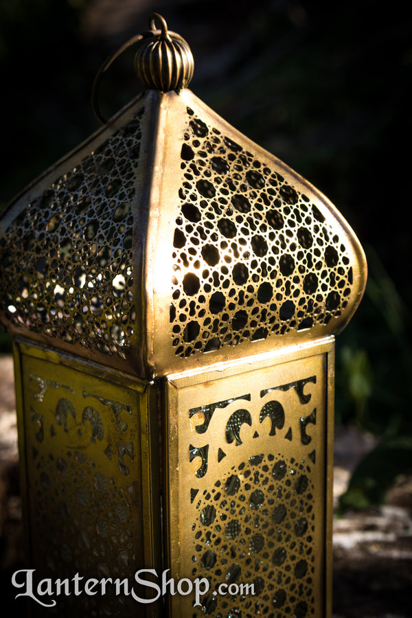 Jali lattice lantern