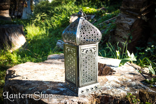 Jali lattice lantern