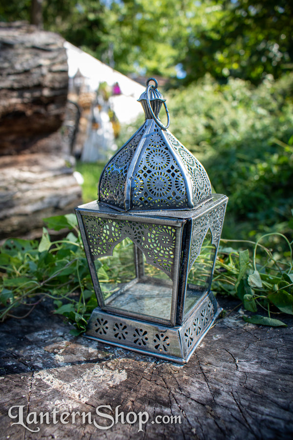 Qubba tapered lantern