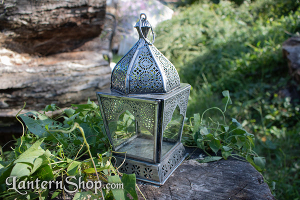 Qubba tapered lantern