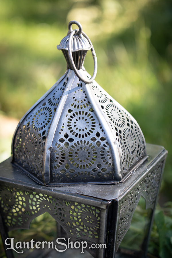 Qubba tapered lantern
