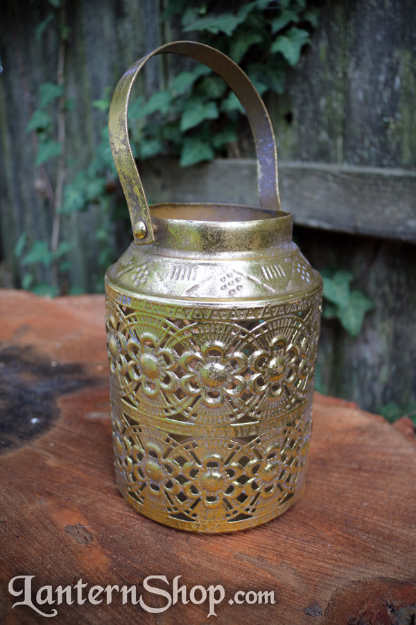 Golden flowers basket lantern