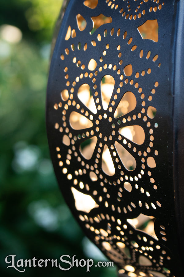 Black & gold daisy pendant lantern - XL