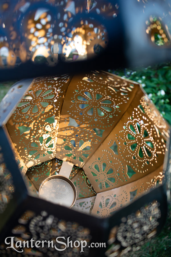 Black & gold daisy pendant lantern - XL