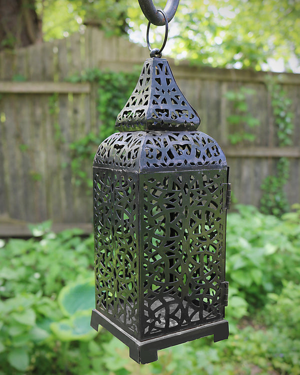 Pinched-dome birdcage lantern