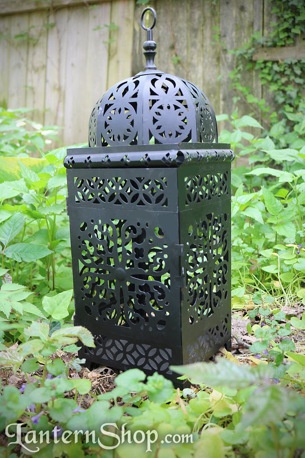 Round-domed birdcage lantern